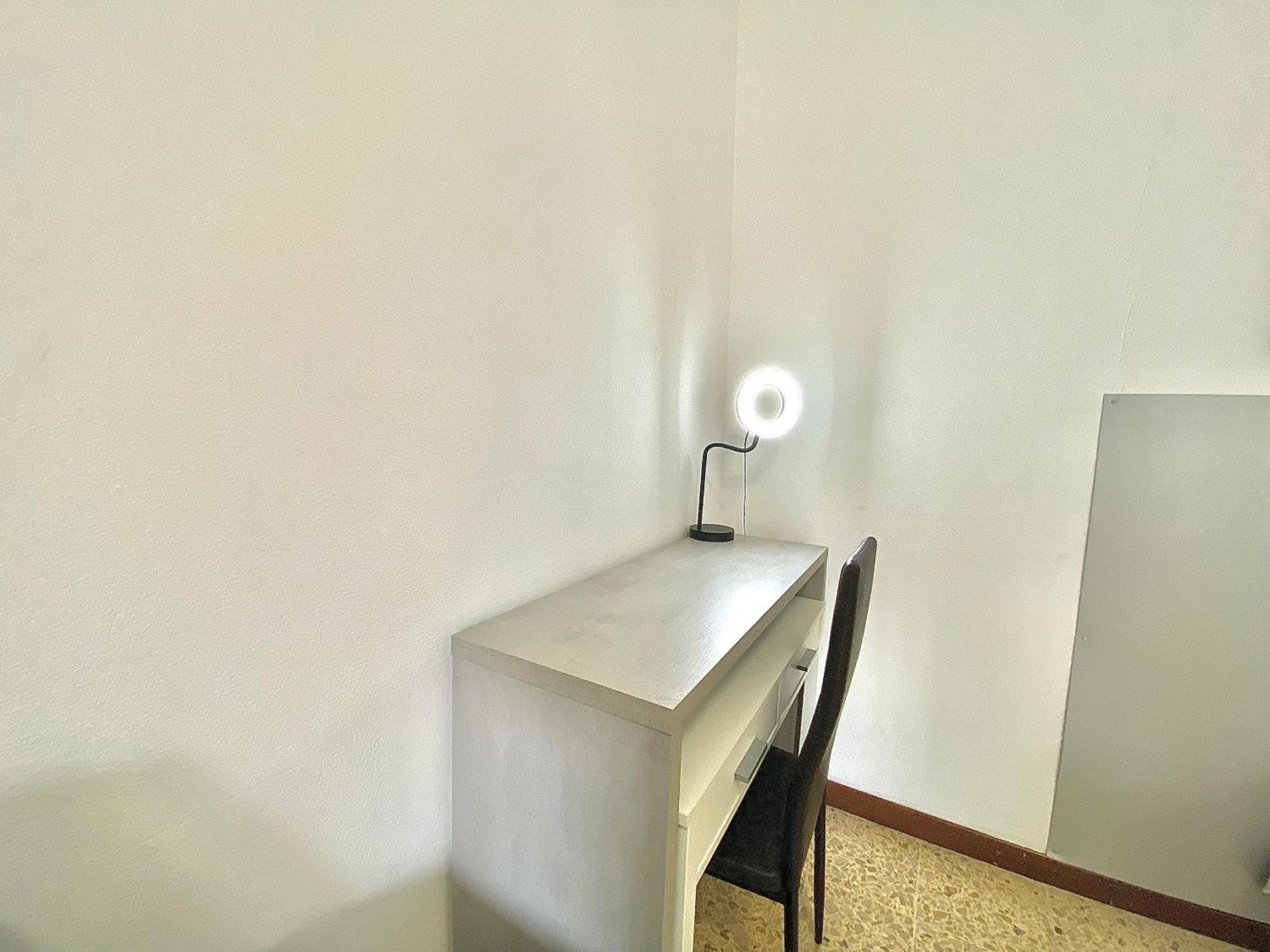 Home Fr Milan Bagian luar foto